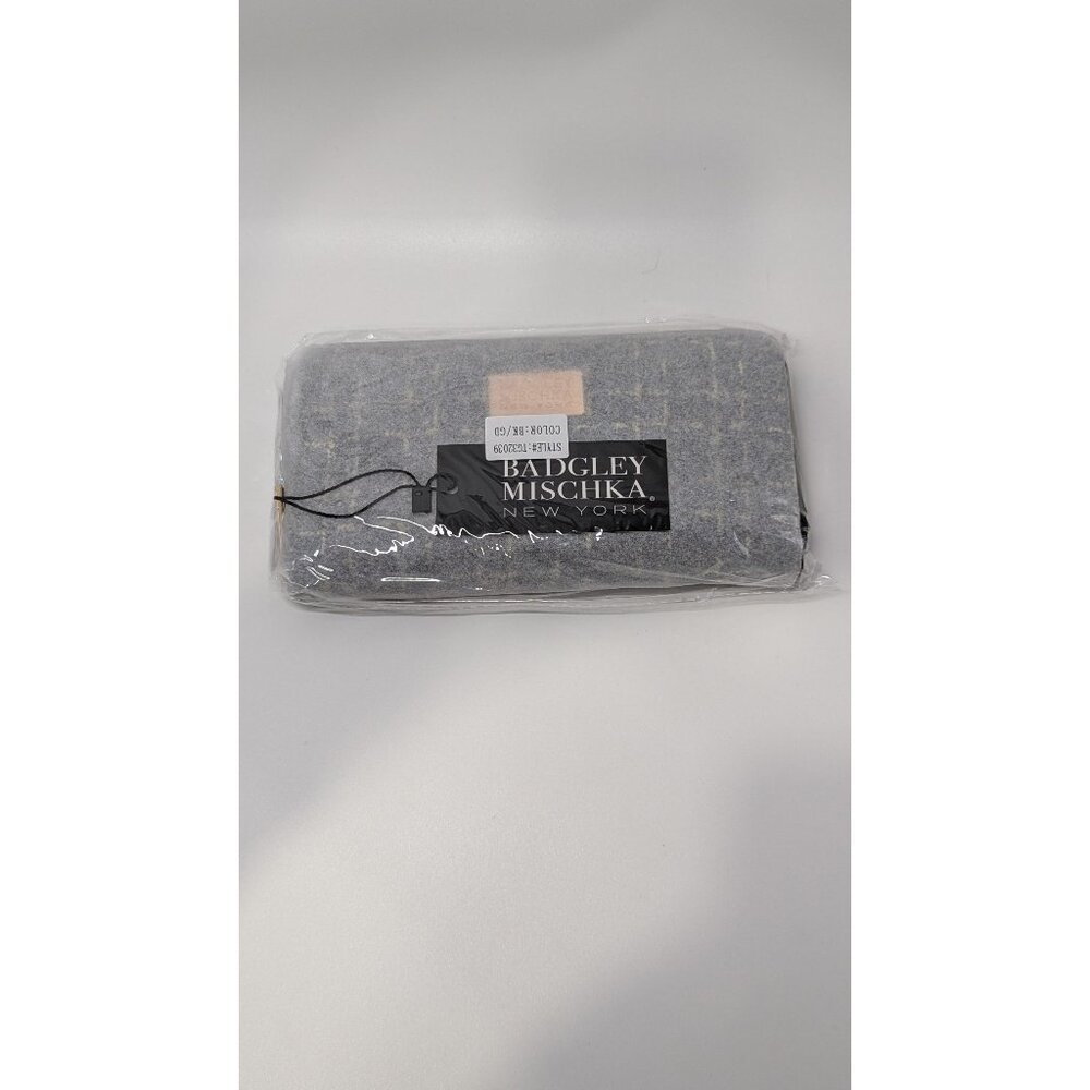 Badgley Mischka NY Black/Gold Tara Tweed Zippered Wallet